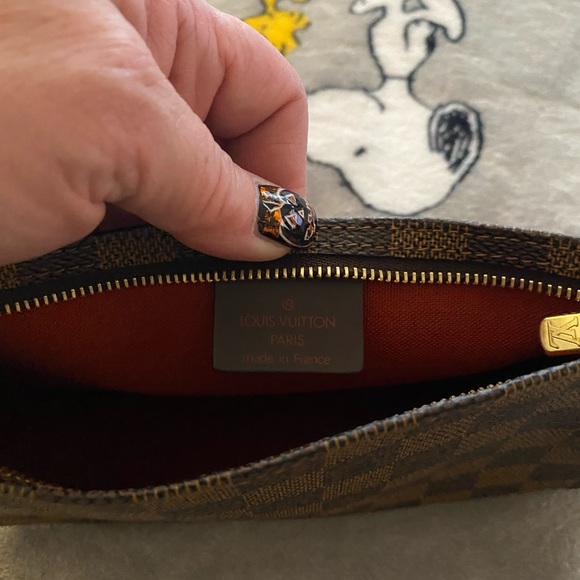 Authentic Louis Vuitton pochette - Picture 8 of 16